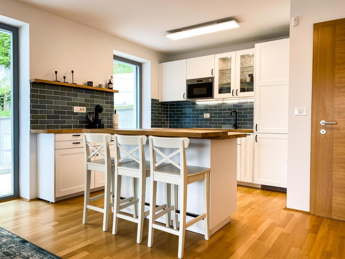 Lakeview Villa ブレッド エクステリア 写真