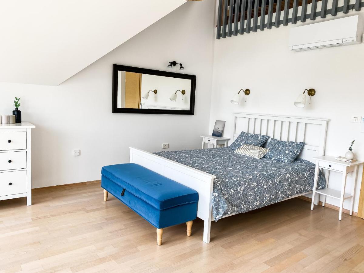 Lakeview Villa ブレッド エクステリア 写真